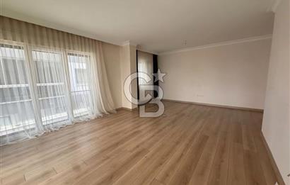 Küçükyalı Sahilde Yeni Binada Kiralık 2+1