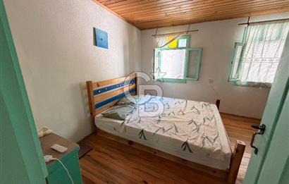 AYVALIK İSMETPAŞA’DA YENİLENMİŞ, AVLULU TAŞ EV