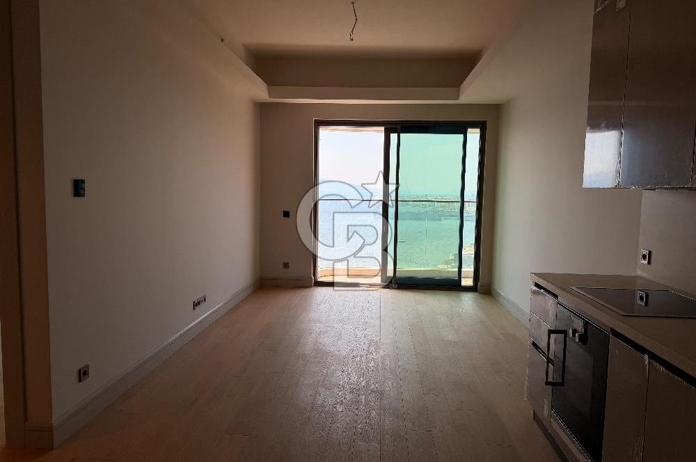 Neva Yalı'da Tam Cephe Deniz Manzaralı 1+1 Kiralık Daire