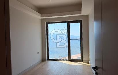 Neva Yalı'da Tam Cephe Deniz Manzaralı 1+1 Kiralık Daire
