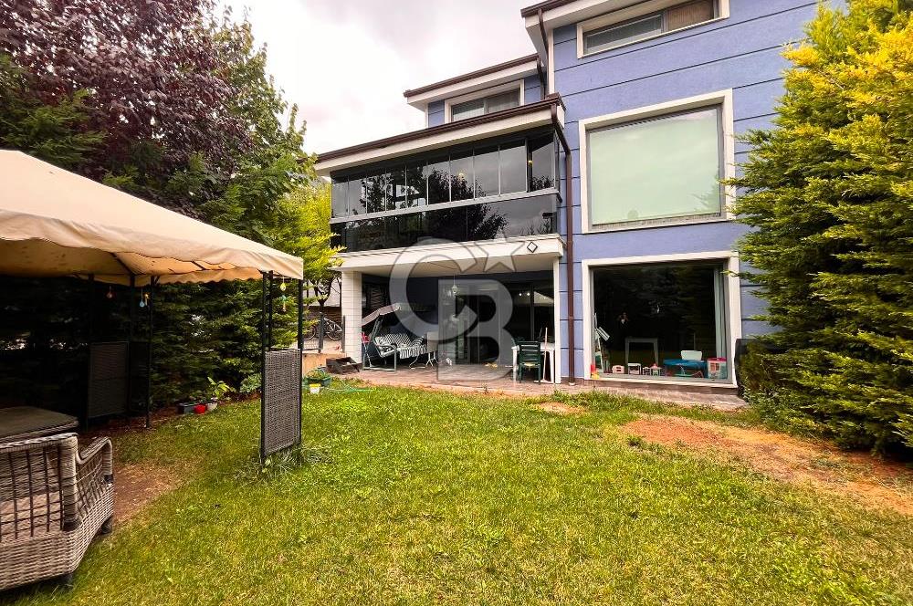 Cb Vizyon Tugba ERKAL'dan Şık Tasarım Güvenlikli Site İçi Villa