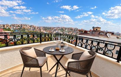EMNİYETTEPE’DE 175 M² GENİŞ 4+2 DUBLEKS | 2 YAŞINDA | HALİÇ MANZARASI