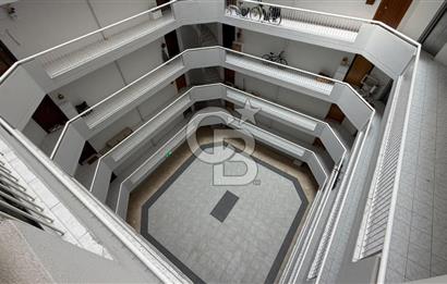 BAYRAKLI SMYRNA YAKINI GÜVENLİKLİ SİTEDE KİRALIK 2+1 DAİRE