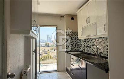 BAYRAKLI SMYRNA YAKINI GÜVENLİKLİ SİTEDE KİRALIK 2+1 DAİRE