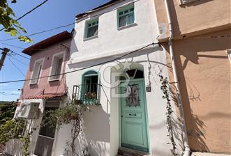 AYVALIK İSMETPAŞA’DA YENİLENMİŞ, AVLULU TAŞ EV - 9 - 373776