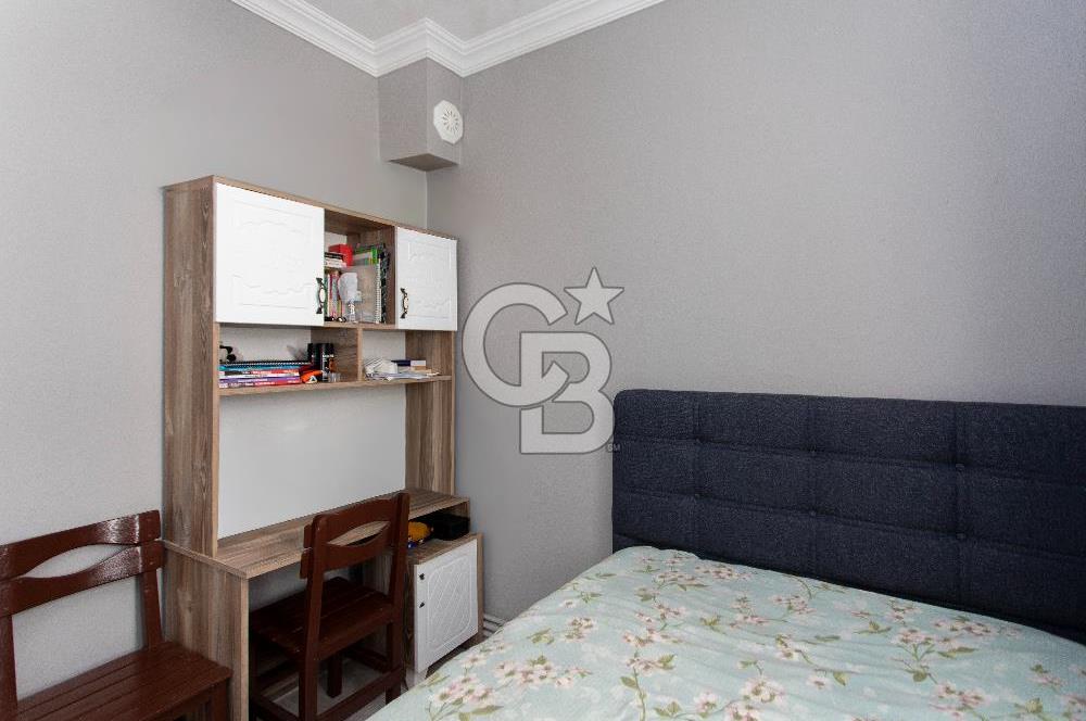 FOÇA DENİZKENT SİTESİ’NDE DENİZ MANZARALI, GENİŞ BAHÇELİ VE TERASLI 3+1 DUBLEKS