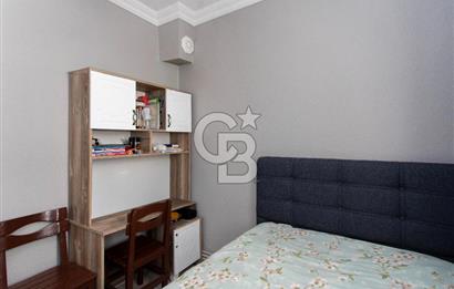 FOÇA DENİZKENT SİTESİ’NDE DENİZ MANZARALI, GENİŞ BAHÇELİ VE TERASLI 3+1 DUBLEKS