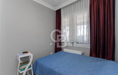 FOÇA DENİZKENT SİTESİ’NDE DENİZ MANZARALI, GENİŞ BAHÇELİ VE TERASLI 3+1 DUBLEKS