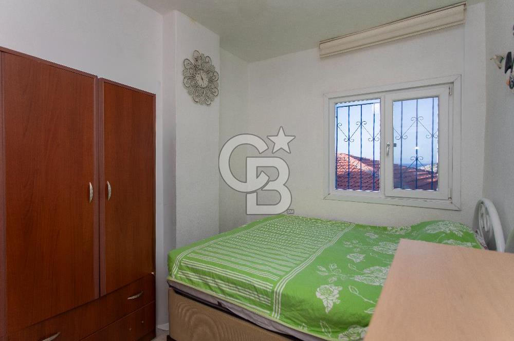 Foça Mercankent Sitesi'nde Satılık 2+1 Dubleks