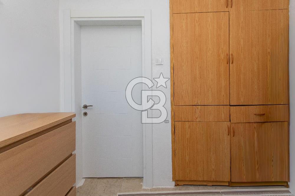 Foça Mercankent Sitesi'nde Satılık 2+1 Dubleks