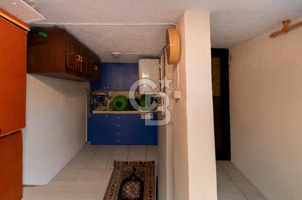 Foça Mercankent Sitesi'nde Satılık 2+1 Dubleks