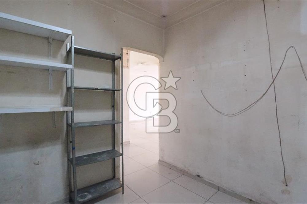 İzmir Konak Mithatpaşa Kiralık 100 m² Dükkan