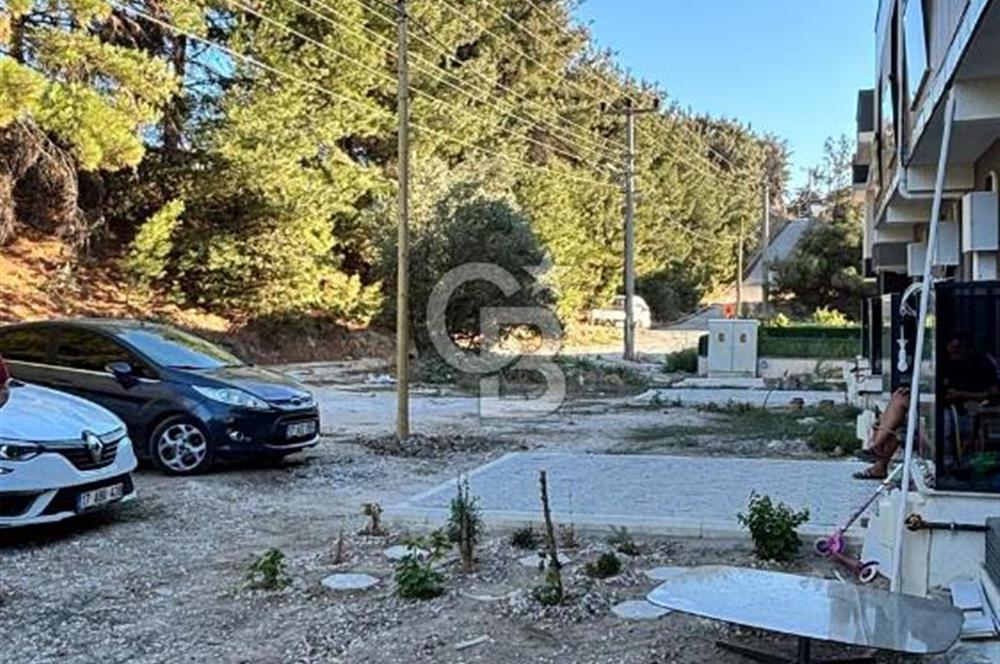 GÜZELYALIDA TAKASLI 160M2 BAHÇE KULLANIMLI VİLLA