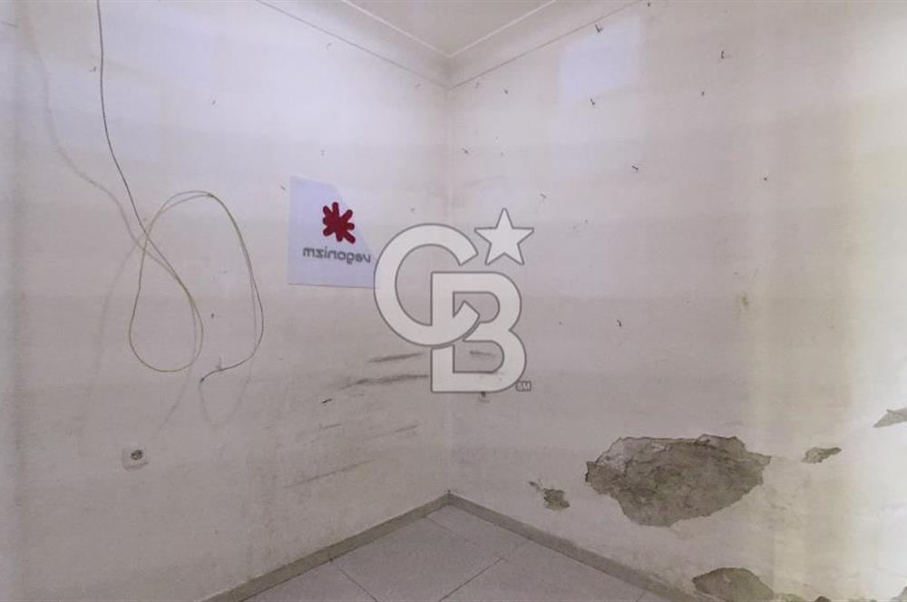 İzmir Konak Mithatpaşa Kiralık 100 m² Dükkan
