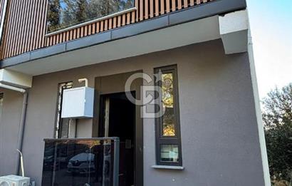 GÜZELYALIDA TAKASLI 160M2 BAHÇE KULLANIMLI VİLLA