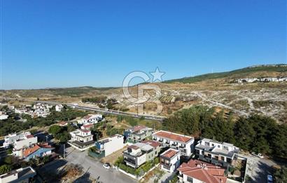 GÜZELYALIDA TAKASLI 160M2 BAHÇE KULLANIMLI VİLLA