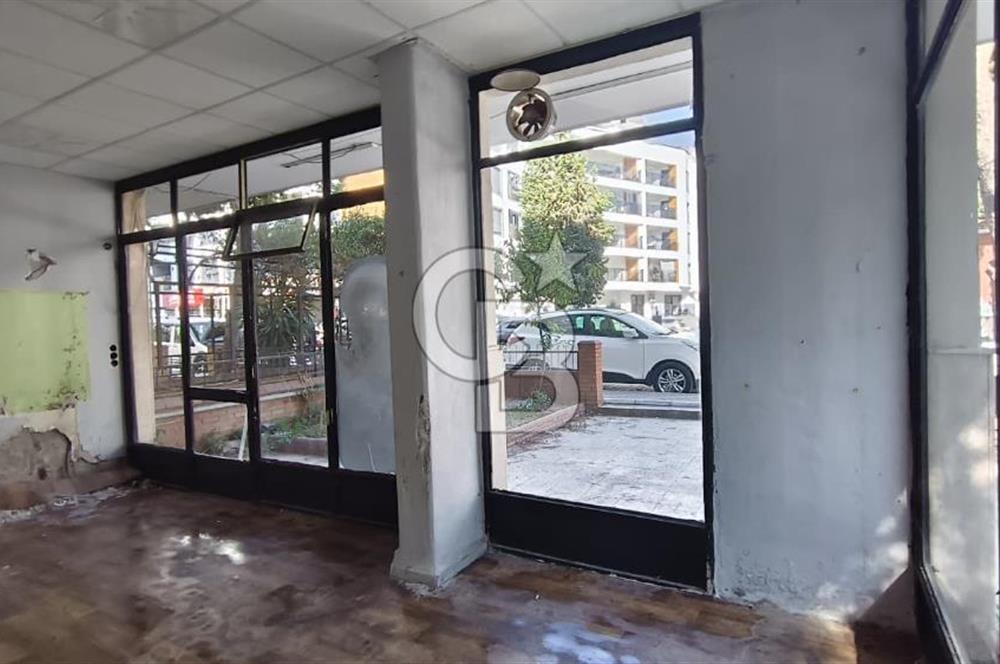 Karşıyaka Bostanlı Kiralık 45 m2 Köşe Dükkan