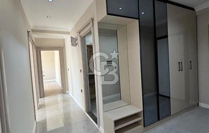 KARACAÖRENDE HAVUZLU SIFIR 3+1 GİYİNME ODALI DAİRE