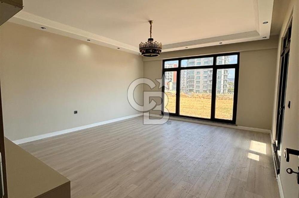 KARACAÖRENDE HAVUZLU SIFIR 3+1 GİYİNME ODALI DAİRE