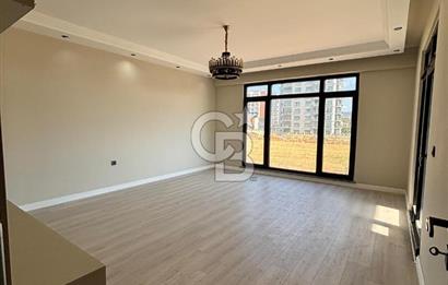 KARACAÖRENDE HAVUZLU SIFIR 3+1 GİYİNME ODALI DAİRE