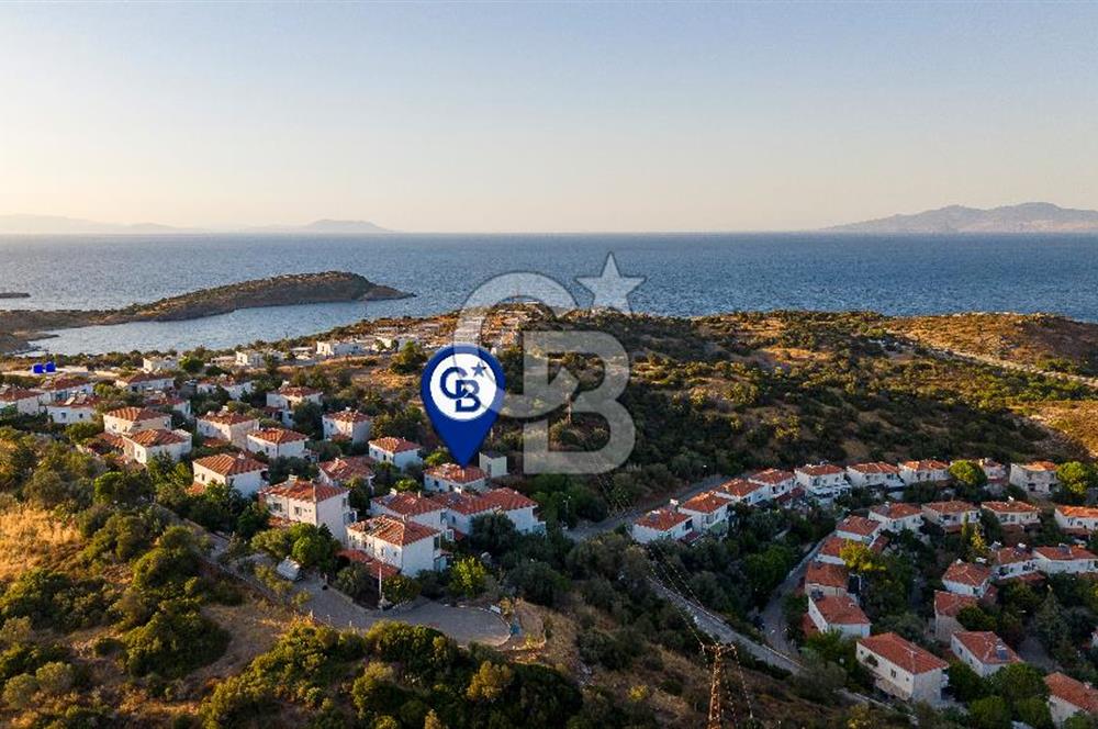 Foça Mercankent Sitesi'nde Satılık 2+1 Dubleks