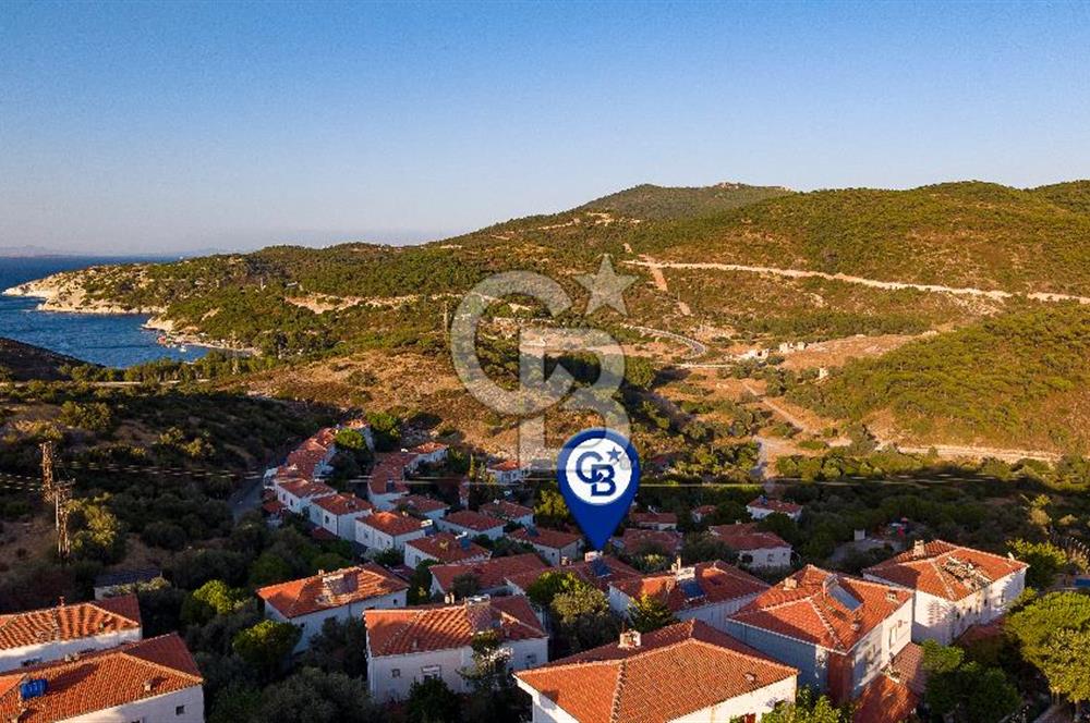 Foça Mercankent Sitesi'nde Satılık 2+1 Dubleks
