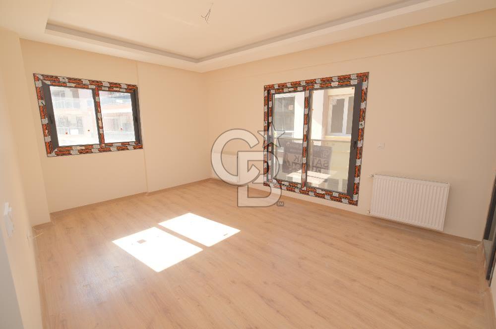 DEMİRKÖPRÜ İZBAN DURAĞI YAKINI YÜKSEK KREDİ İMKANLI KAPALI MUTFAK 2+1 SATILIK DAİRE