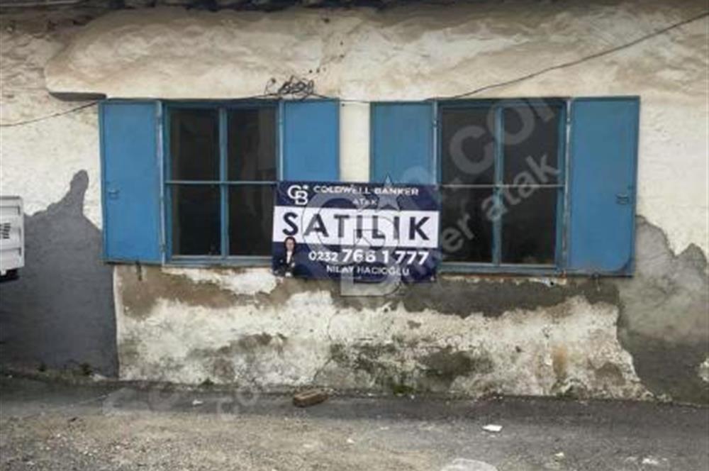Urla Sanat Sokağında Avlulu Kuyulu Kargir Ev