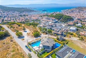 ÇEŞME DENİZ MANZARALI KAPTAN KÖŞKÜ SATILIK 4+1 VİLLA - 8 - 373854