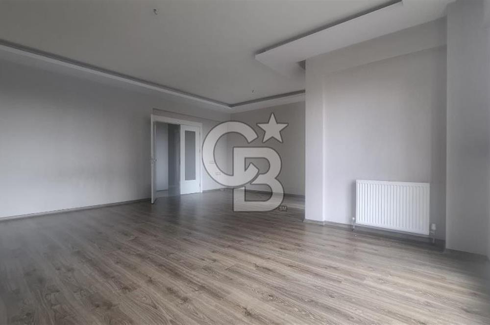 CUMHURİYET MAHALLESİ MERKEZİ KONUMDA METRO VE ALIŞVERİŞ MERKEZİ YANIBAŞINDA