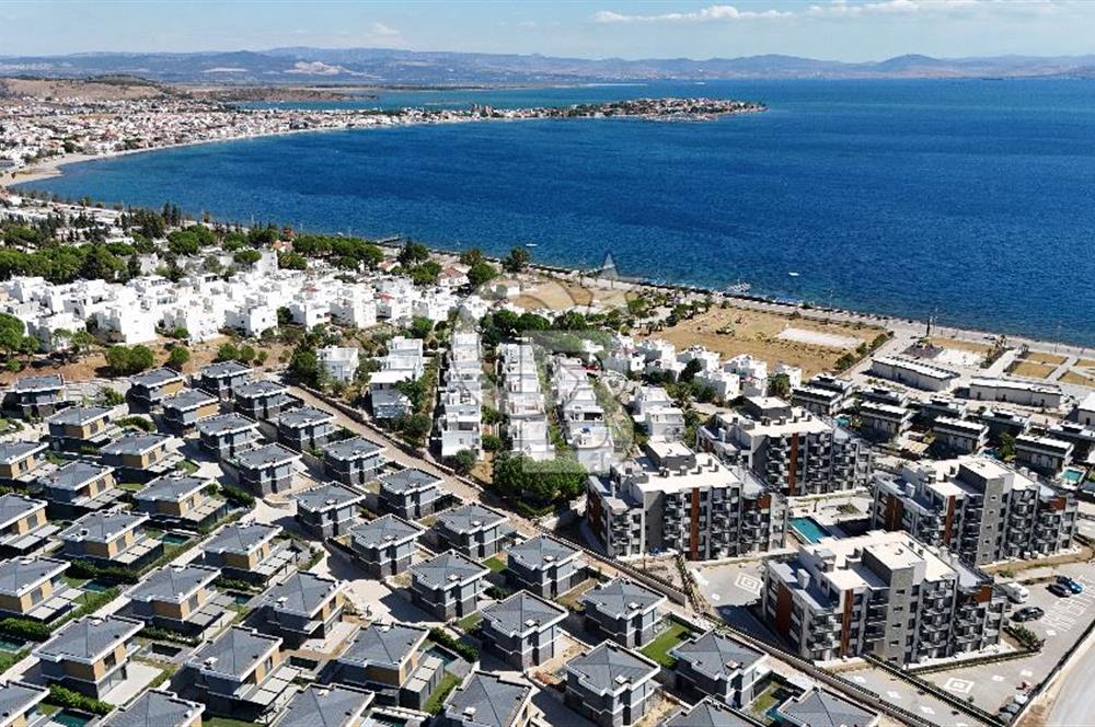 1+1 Flat for Sale with Sea View and Pool in Candarli
