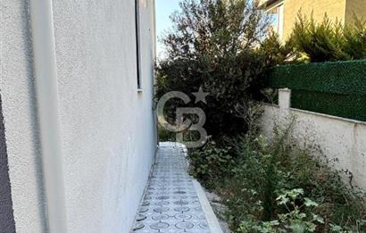 GÜZELYALIDA TAKASLI 160M2 BAHÇE KULLANIMLI VİLLA