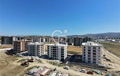 KARACAÖRENDE HAVUZLU SIFIR 3+1 GİYİNME ODALI DAİRE