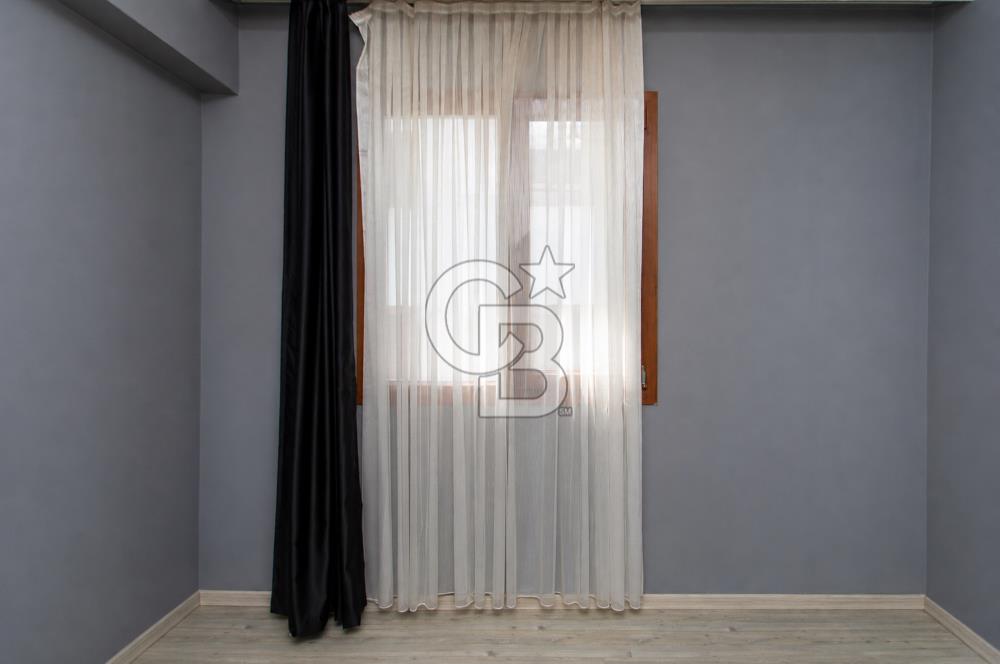 YENİFOÇA'DA SATILIK EŞYALI, FERAH VE KULLANIŞLI 2+1 DAİRE