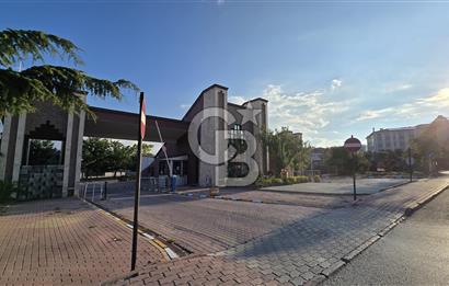 Azra Tatil Köyü Venüs Sitesi’nde Bol Yeşil Alanlı 4+1 Daire