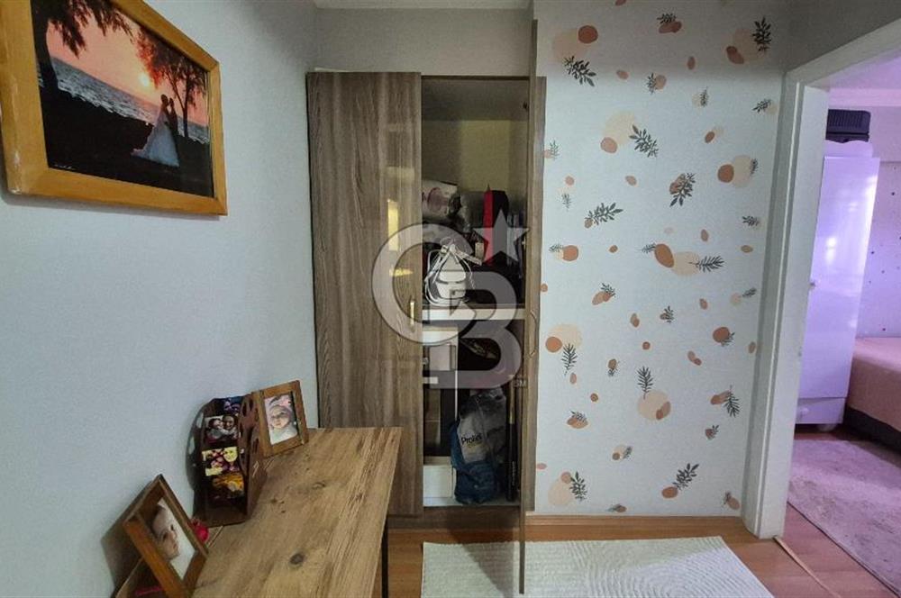 KONAK AKIN SİMAVDA SAHİL, TRAMVAY VE METROYA YAKIN SATILIK 3+1