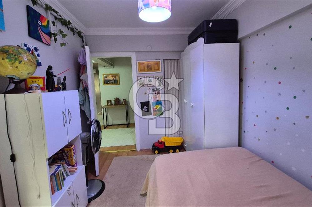 KONAK AKIN SİMAVDA SAHİL, TRAMVAY VE METROYA YAKIN SATILIK 3+1