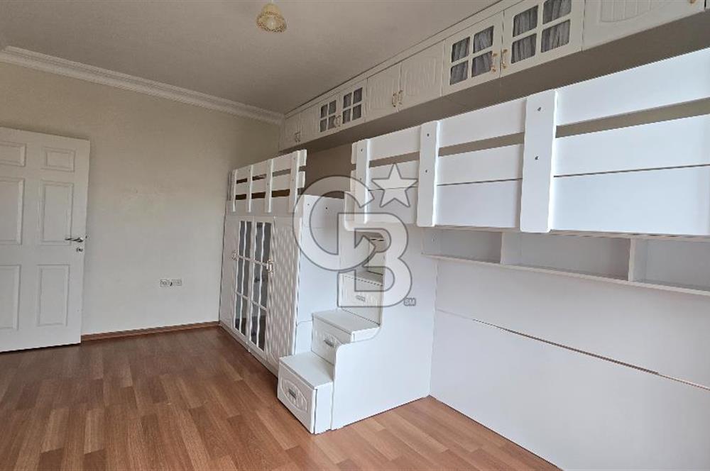 Azra Tatil Köyü Venüs Sitesi’nde Bol Yeşil Alanlı 4+1 Daire