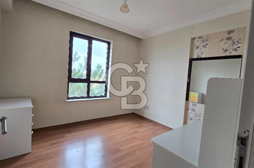Azra Tatil Köyü Venüs Sitesi’nde Bol Yeşil Alanlı 4+1 Daire