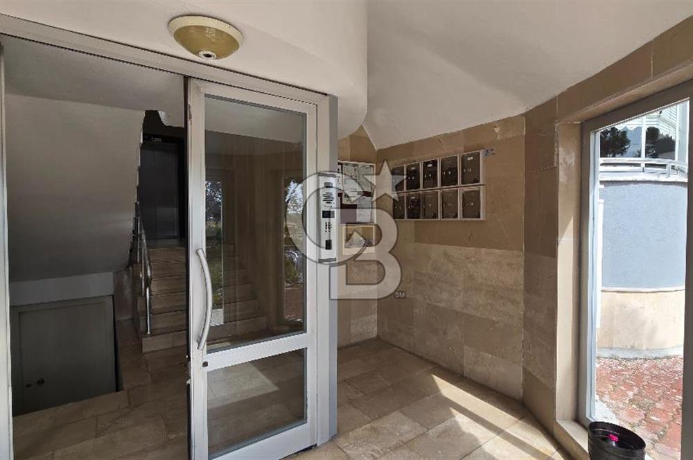 Azra Tatil Köyü Venüs Sitesi’nde Bol Yeşil Alanlı 4+1 Daire