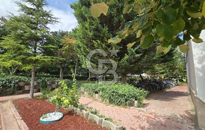 Azra Tatil Köyü Venüs Sitesi’nde Bol Yeşil Alanlı 4+1 Daire