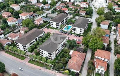 SAPANCA'NIN EN NEZİH SİTESİNDE HAVUZLU, GÜVENLİKLİ 3+1 LÜX DAİRE
