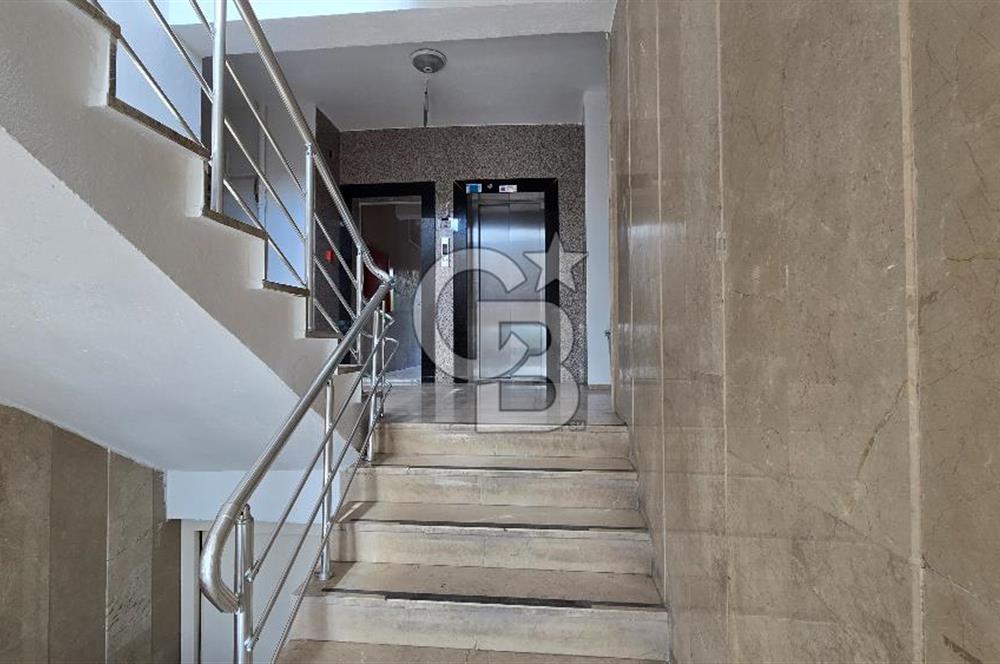 Azra Tatil Köyü Venüs Sitesi’nde Bol Yeşil Alanlı 4+1 Daire