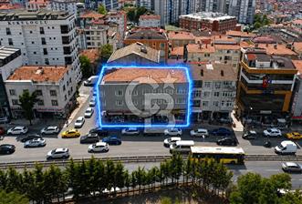 ALEMDAĞ CAD. ÜZERİ TİCARİ + KONUT KULLANIMLI SATILIK KOMPLE BİNA - 1 - 373887