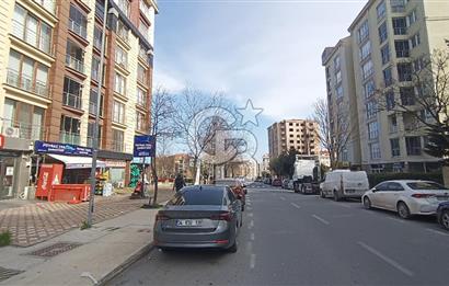 Beylikdüzü Adnan kahvecide 124m2 Köşe parsel bacalı dükkan..