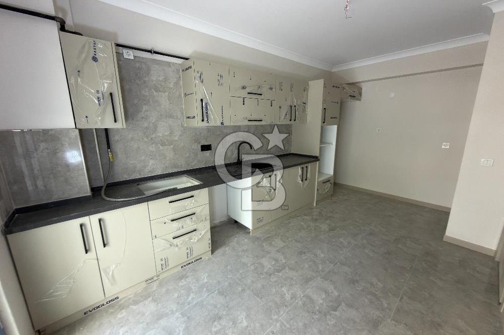 TOPÇULAR SIFIR 3+1 60 M2 BAHÇE KULLANIMLI 147 M2 DUBLEKS DAİRE