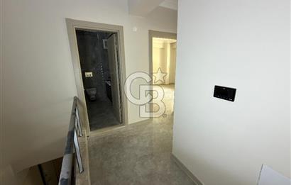 TOPÇULAR SIFIR 3+1 60 M2 BAHÇE KULLANIMLI 147 M2 DUBLEKS DAİRE