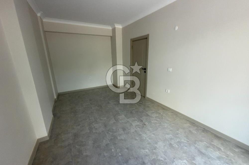 TOPÇULAR SIFIR 3+1 60 M2 BAHÇE KULLANIMLI 147 M2 DUBLEKS DAİRE
