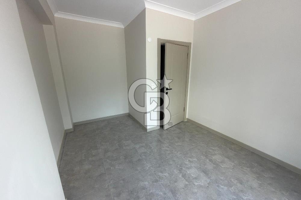 TOPÇULAR SIFIR 3+1 60 M2 BAHÇE KULLANIMLI 147 M2 DUBLEKS DAİRE