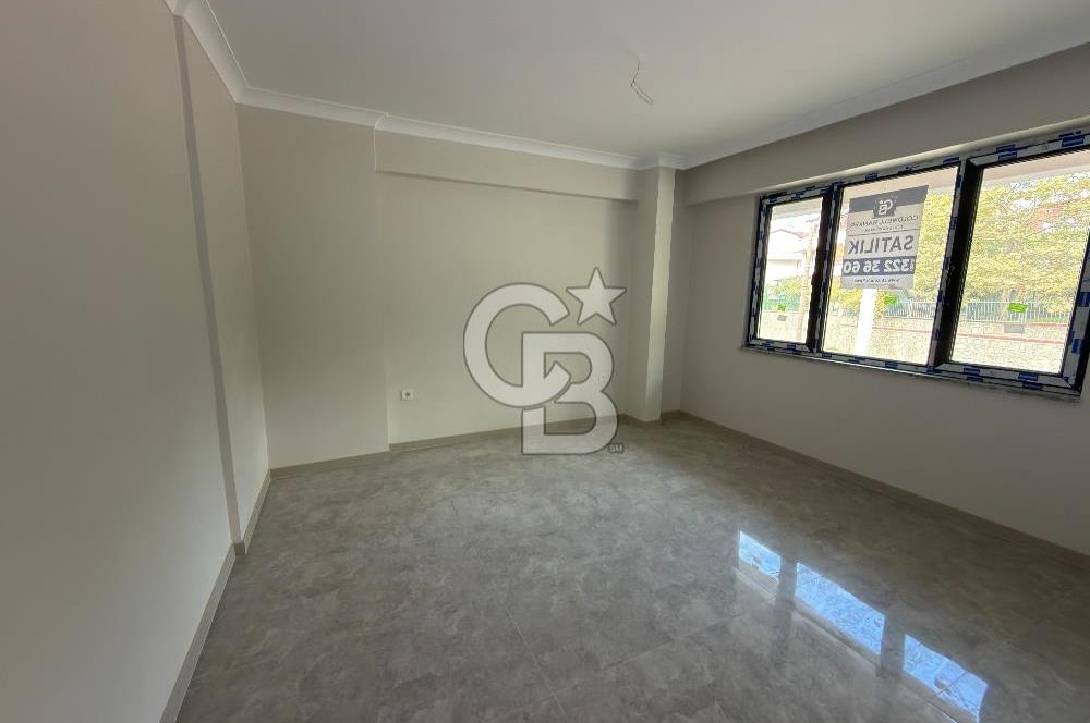 TOPÇULAR SIFIR 3+1 60 M2 BAHÇE KULLANIMLI 147 M2 DUBLEKS DAİRE